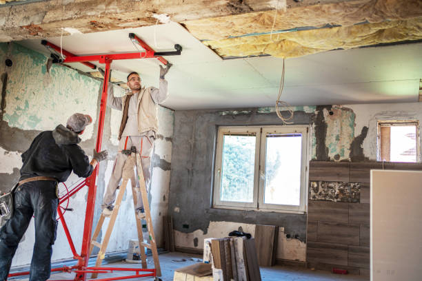 Best Attic Insulation Installation  in Reedley, CA